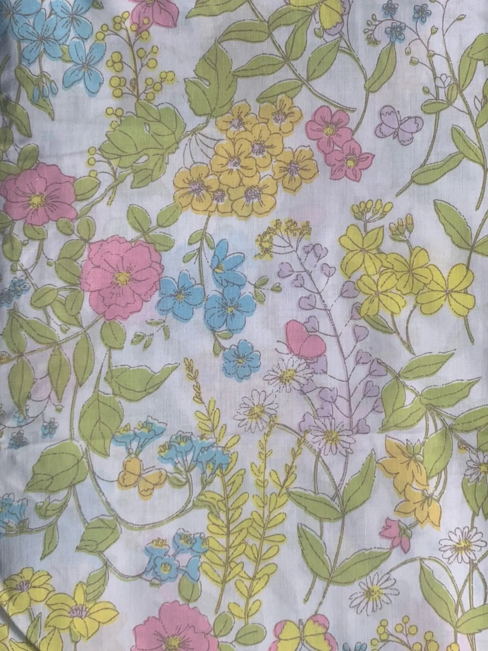 Vintage Pacific pastel floral butterfly pattern king bedsheet 108x110”